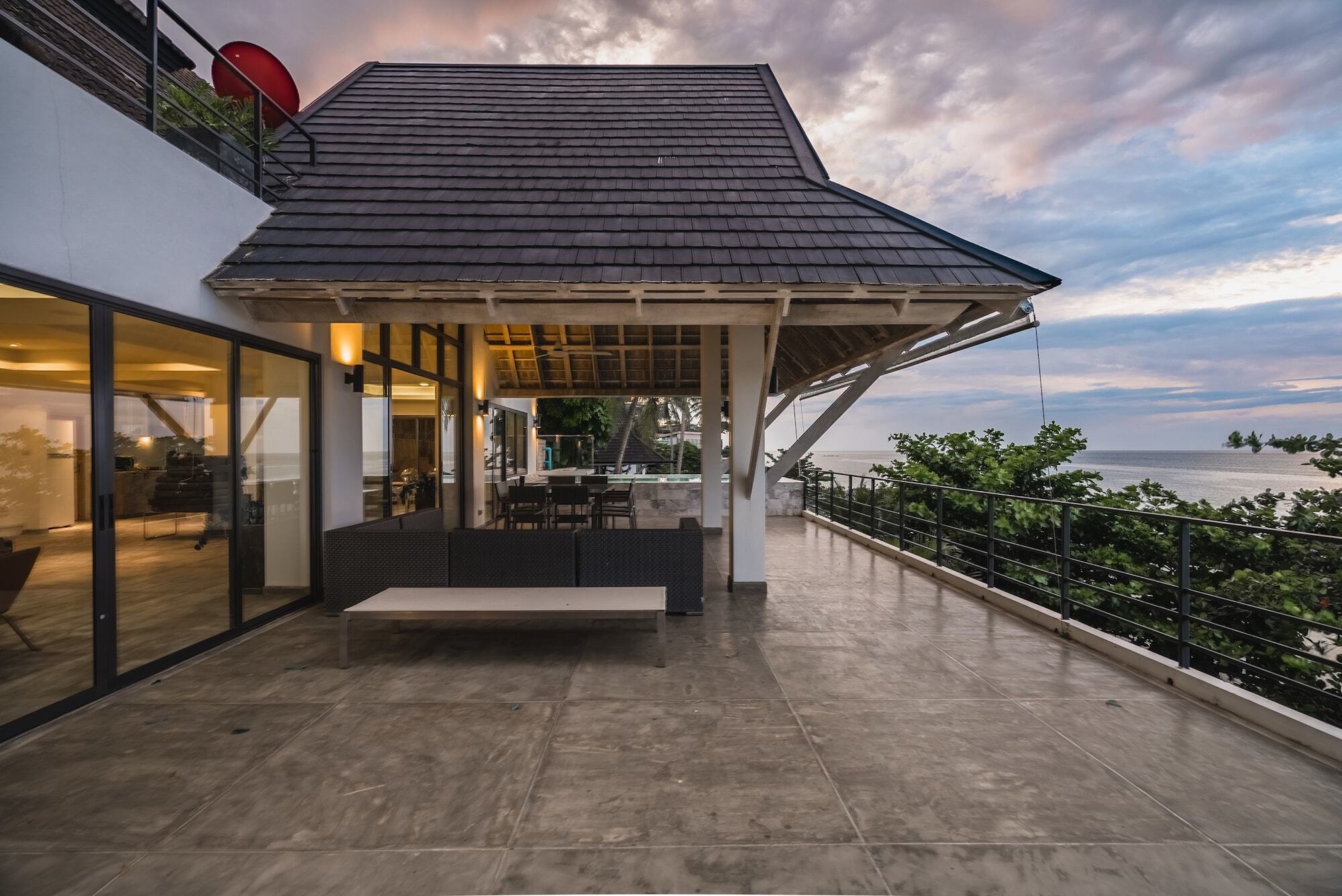 Villa Farrah Oceanfront Kamala Beach