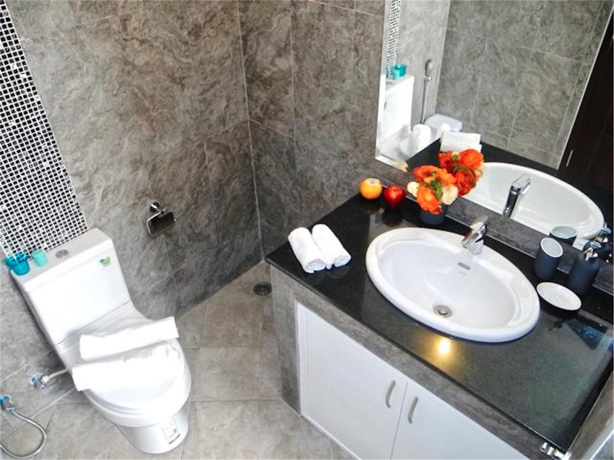 The Greens 8 2 Bedrooms Apartment Rawai