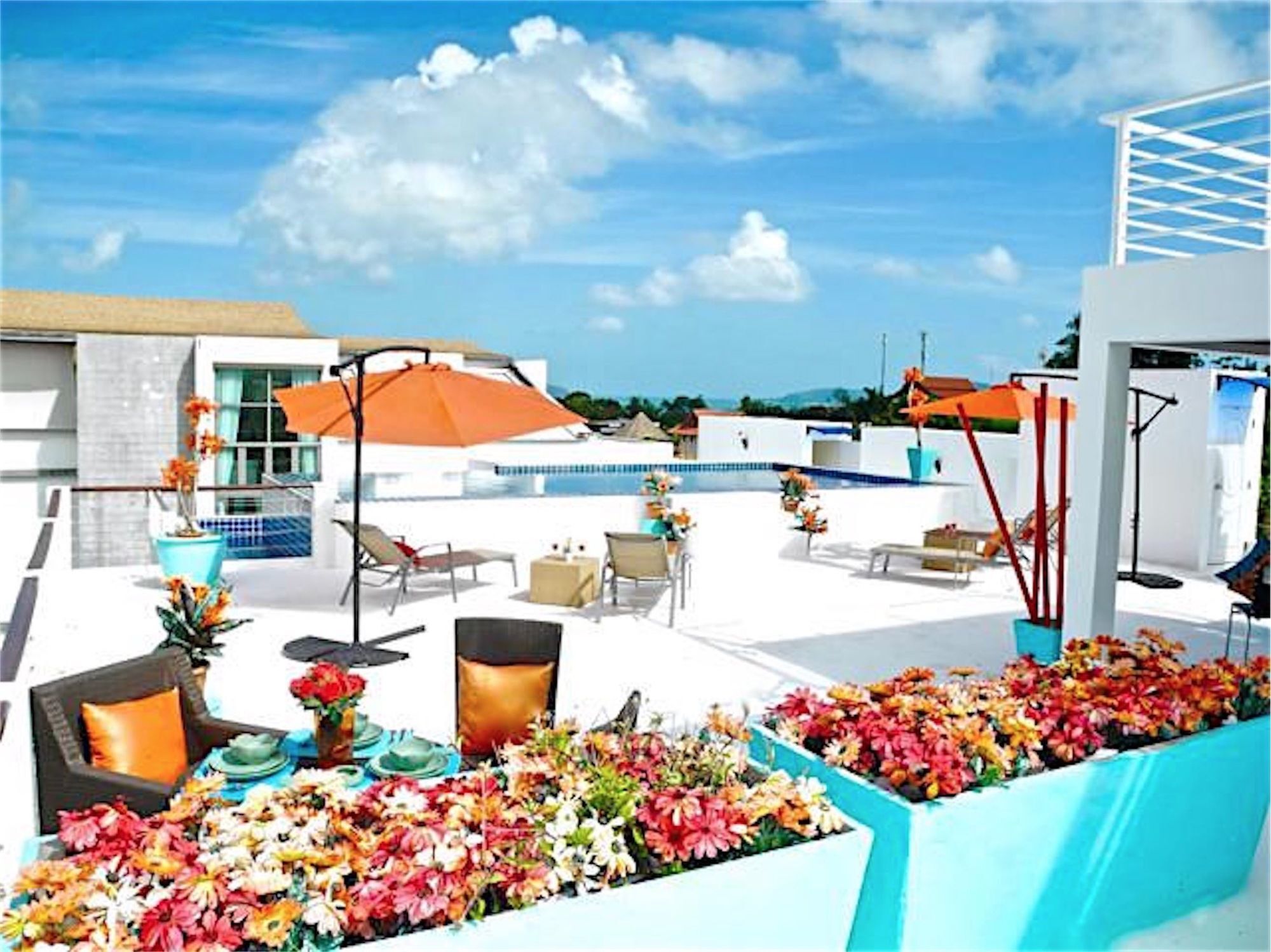 Sunrise 3 Bedrooms Spacious In Nai Harn *