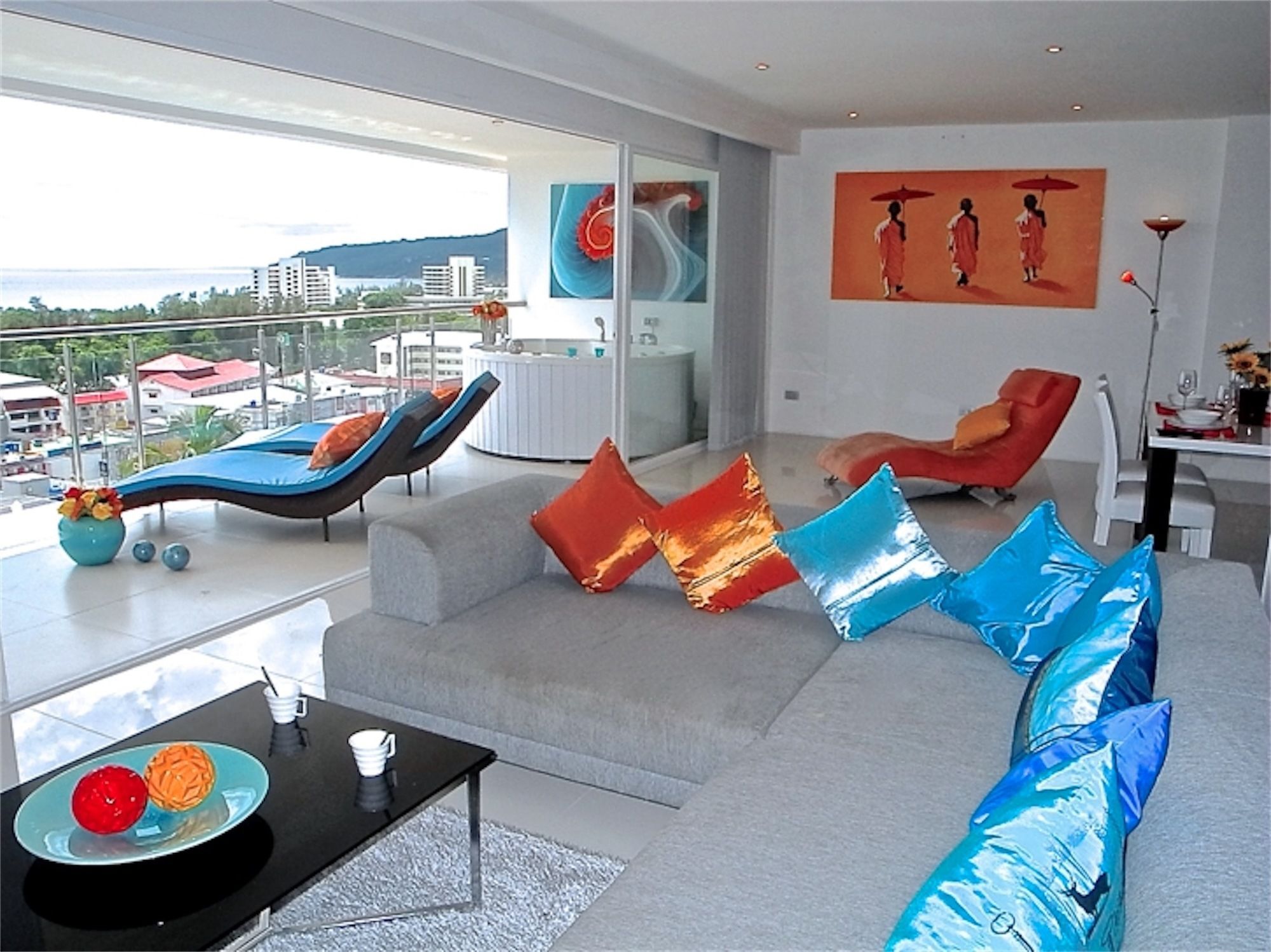 Sunset Plaza 2 Bedrooms Sea View *