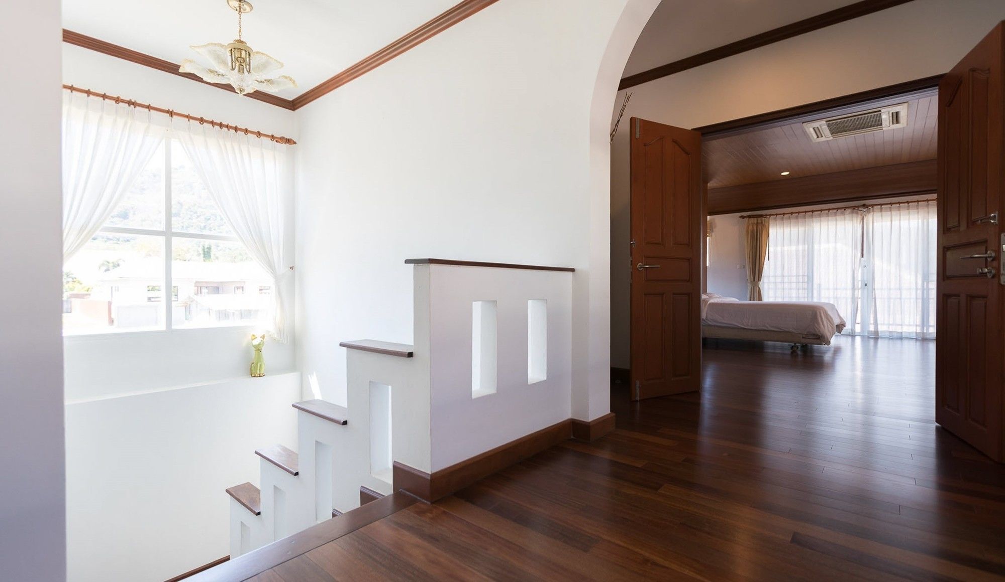 Baanmanchusa Thai Villa *