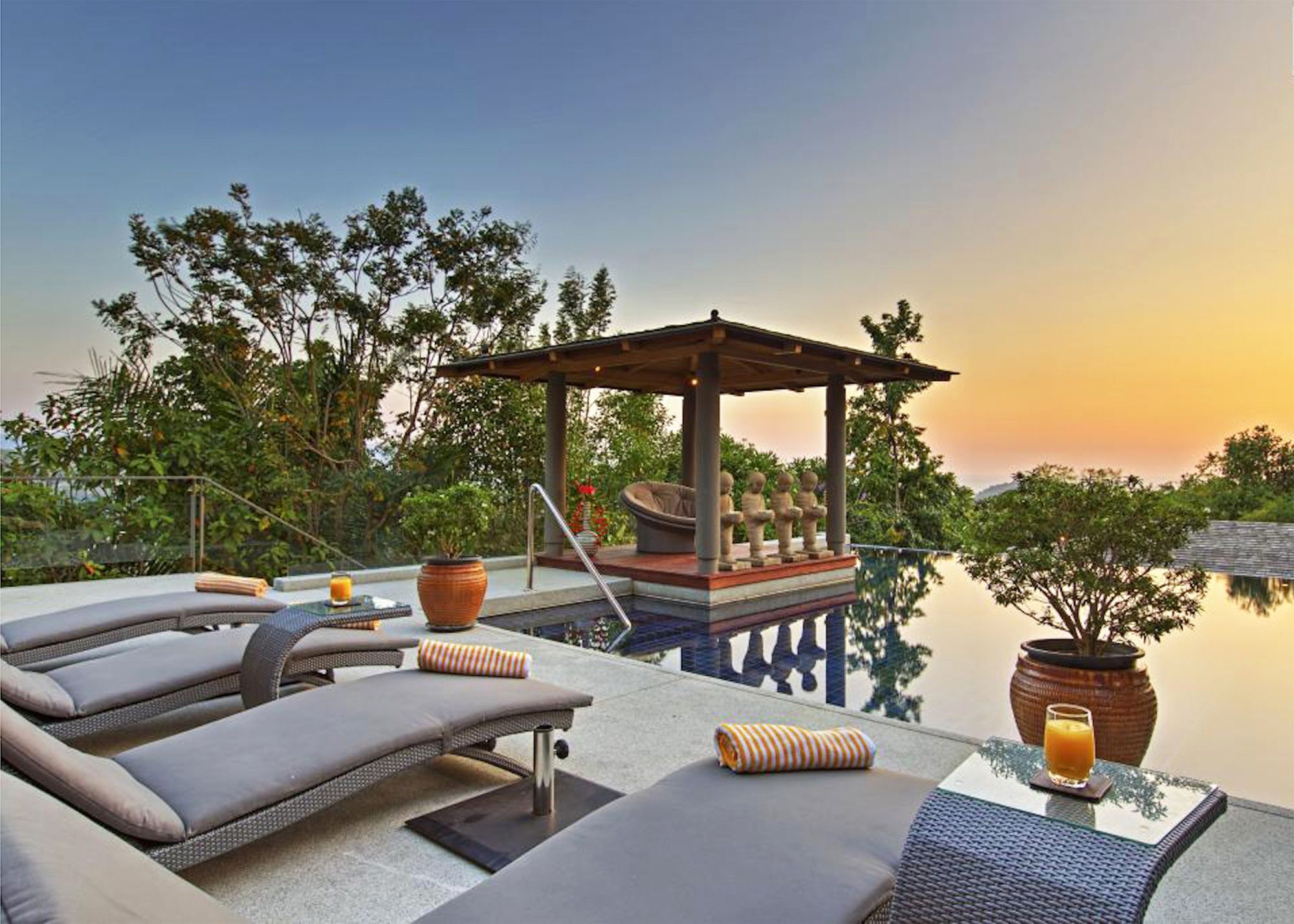 Seventh * Phuket