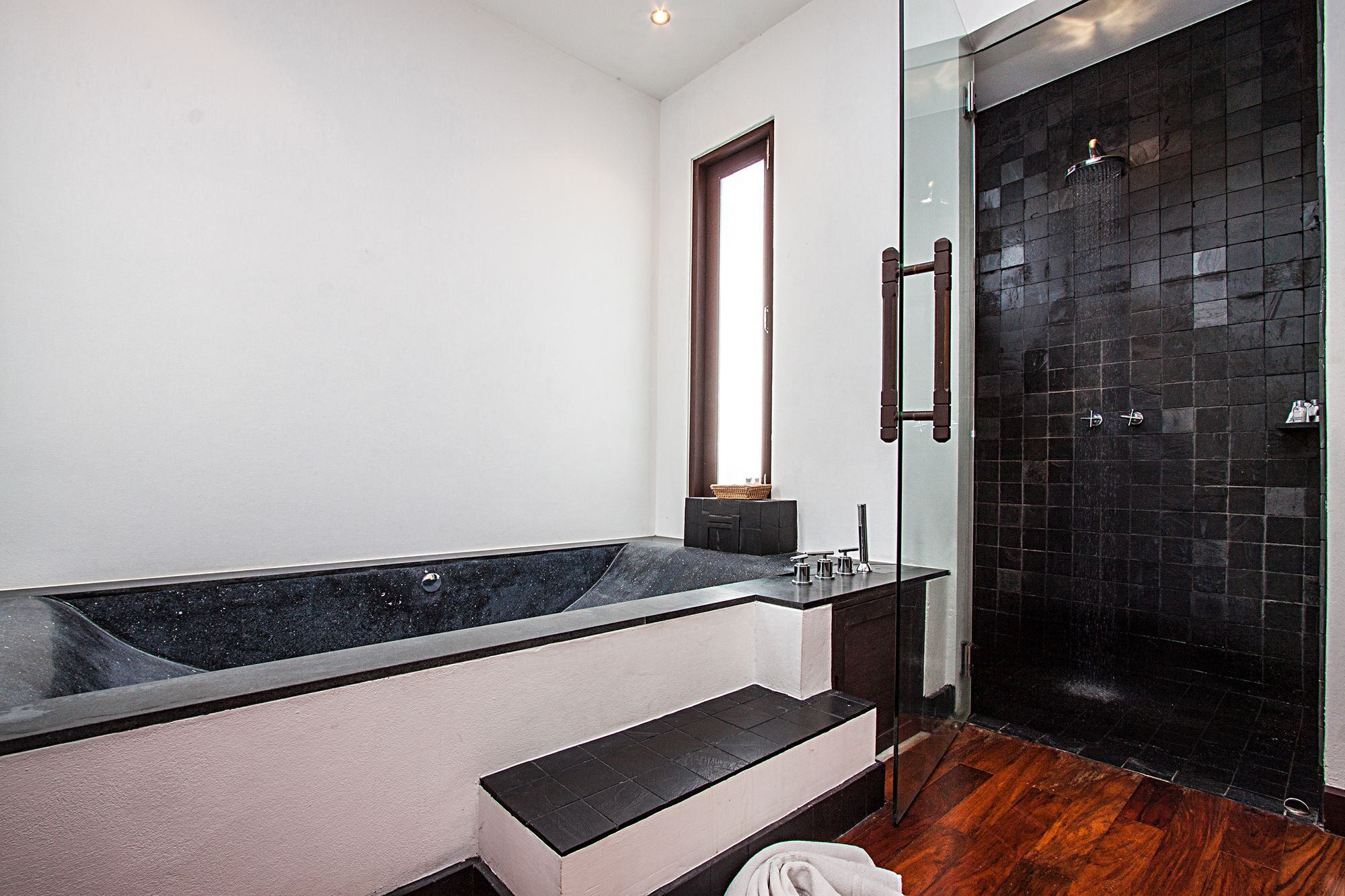 Nirano 11 1 Bed Apartment