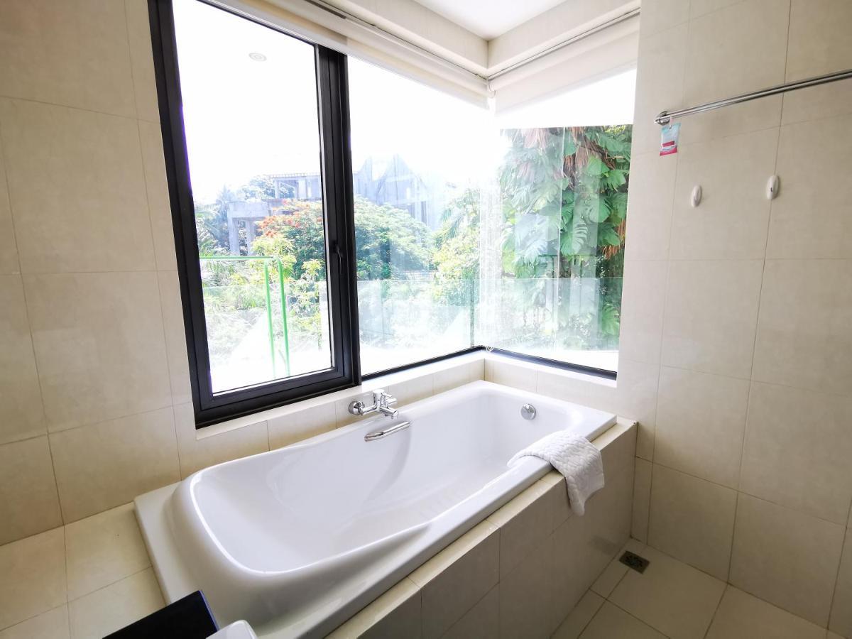 Sansuri Apartment Surin Beach (Phuket)