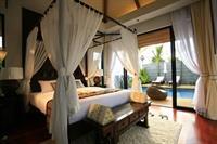 Anchan * Surin Beach (Phuket)