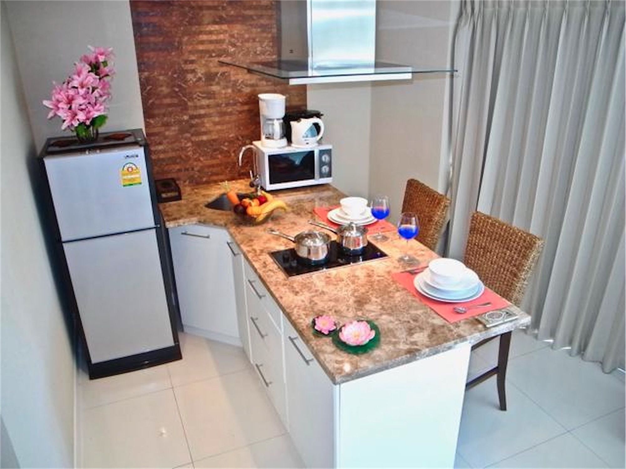 Ocean View New 1 Bedroom Apartment
