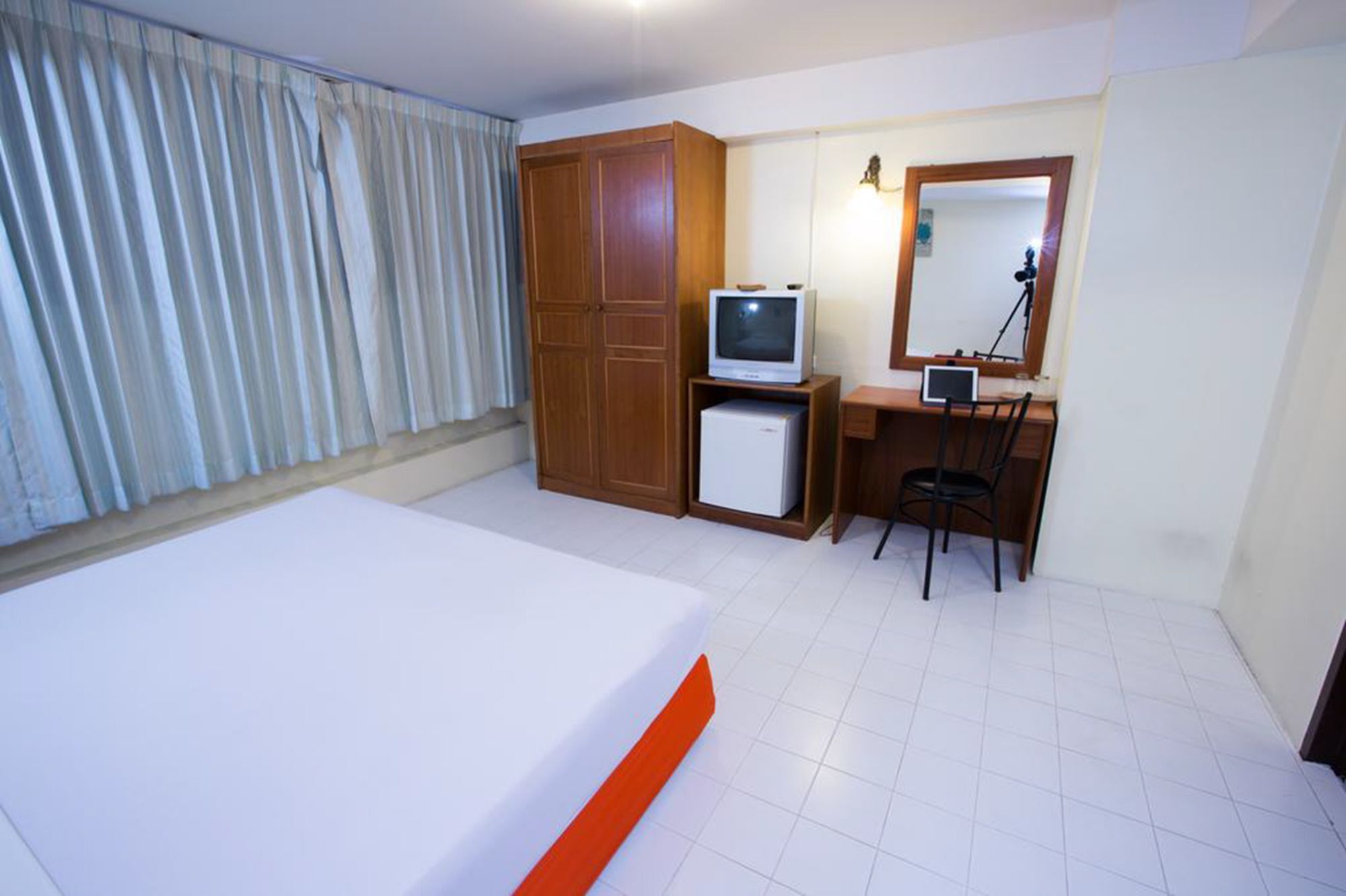 Hotel Oyo 320 Regent 2002 3*