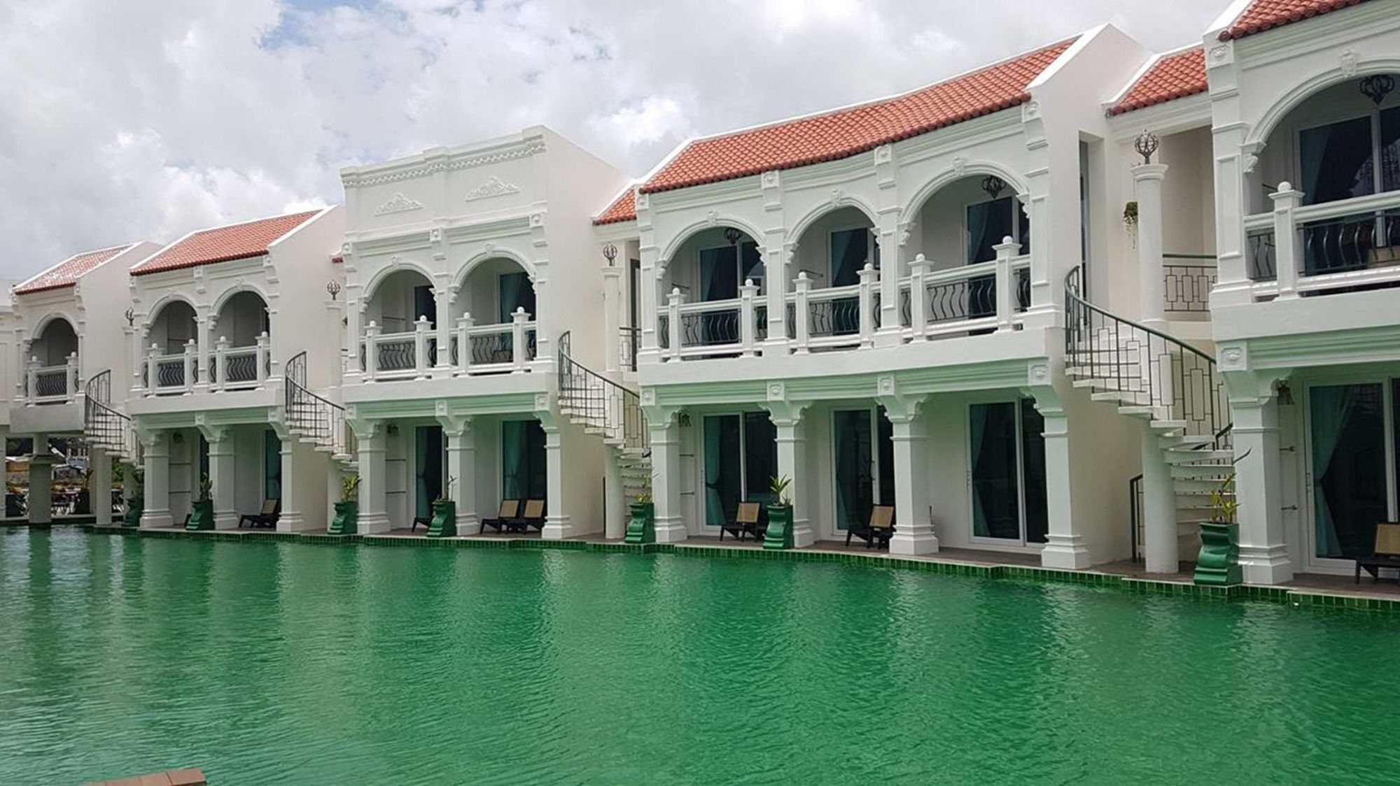 Supicha Pool Access - Sha Phuket