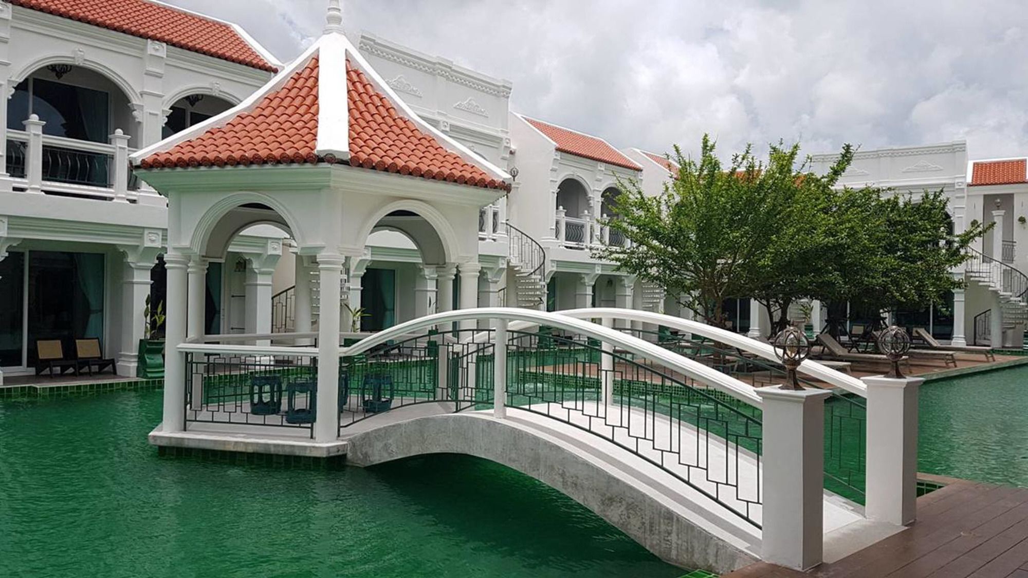 Supicha Pool Access - Sha Hotel 5*