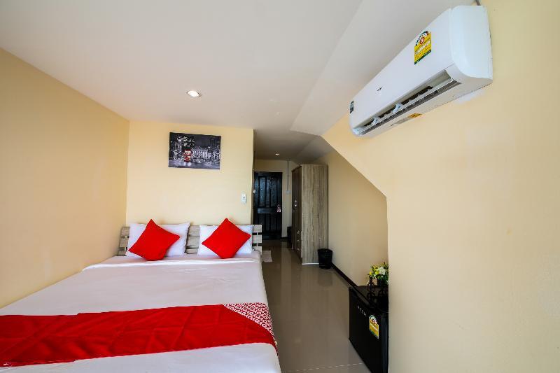 Hotel Oyo 118 Walk Patong