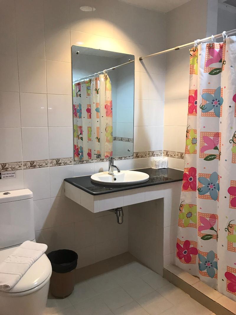 Neptuna Hotel By Maduzi Hotel 3*