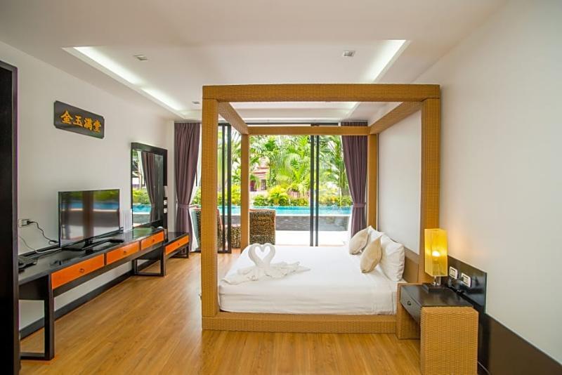 Miracle House 3*