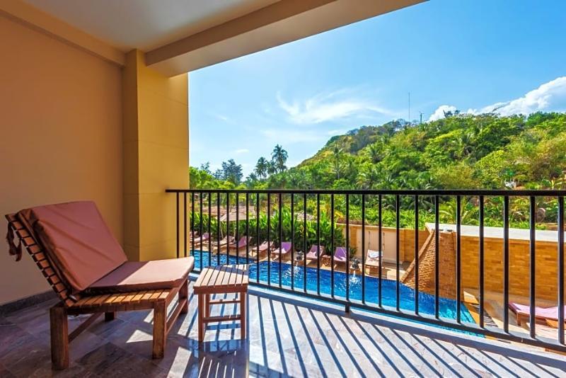 The Windmill Phuket Hotel 4*