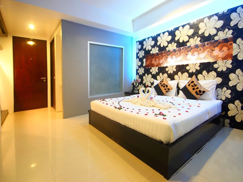 7q 3* Patong