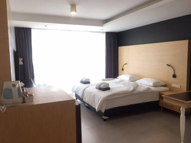 Vivace 3* Kamala Beach
