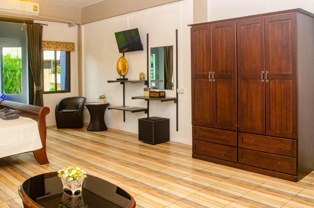 Allstar Guest house Karon