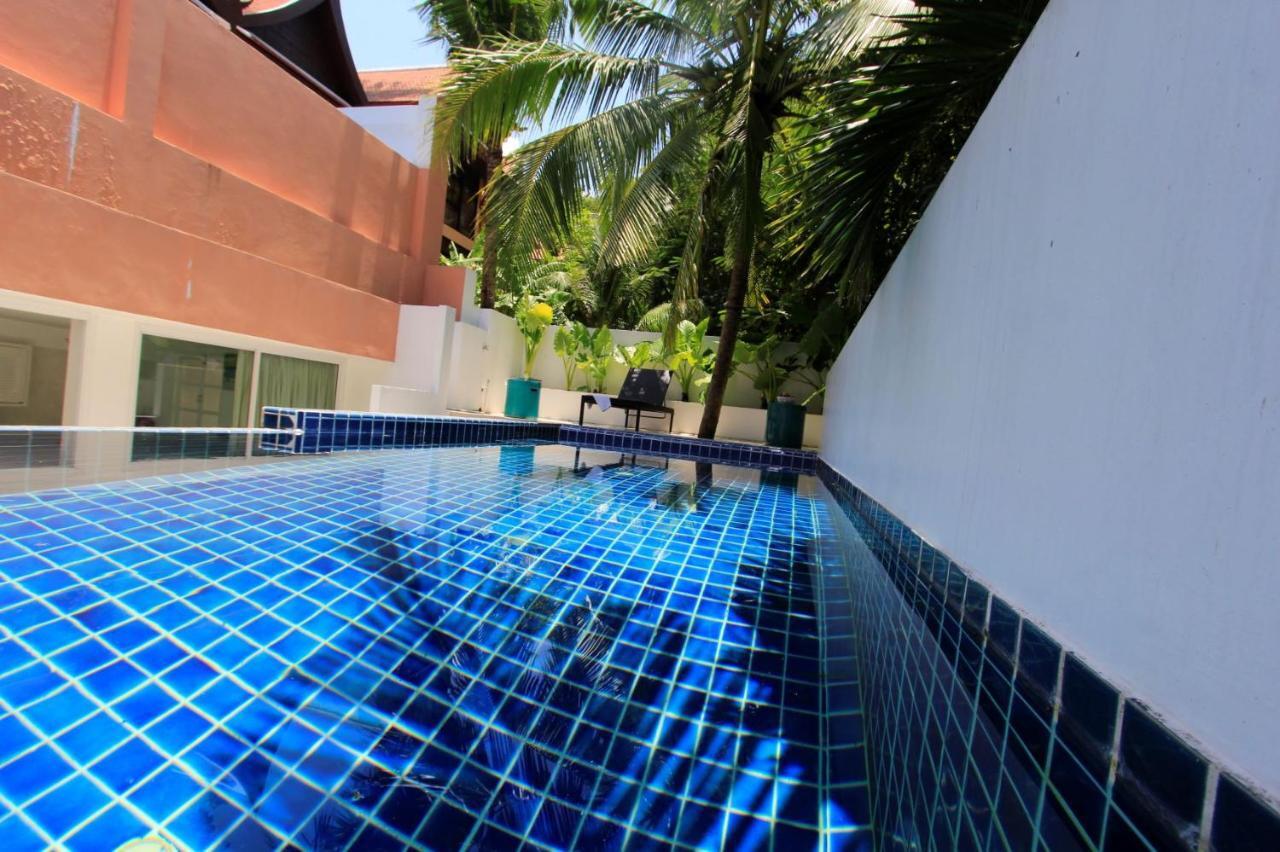 Nakathani Villas Villa Kamala Beach