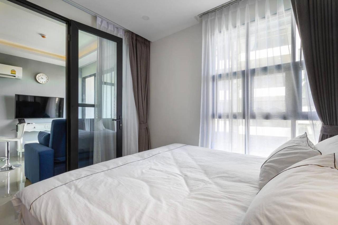 Apartment Palmyrah Surin, Modern 1br With Terrace, 150 Meters To *