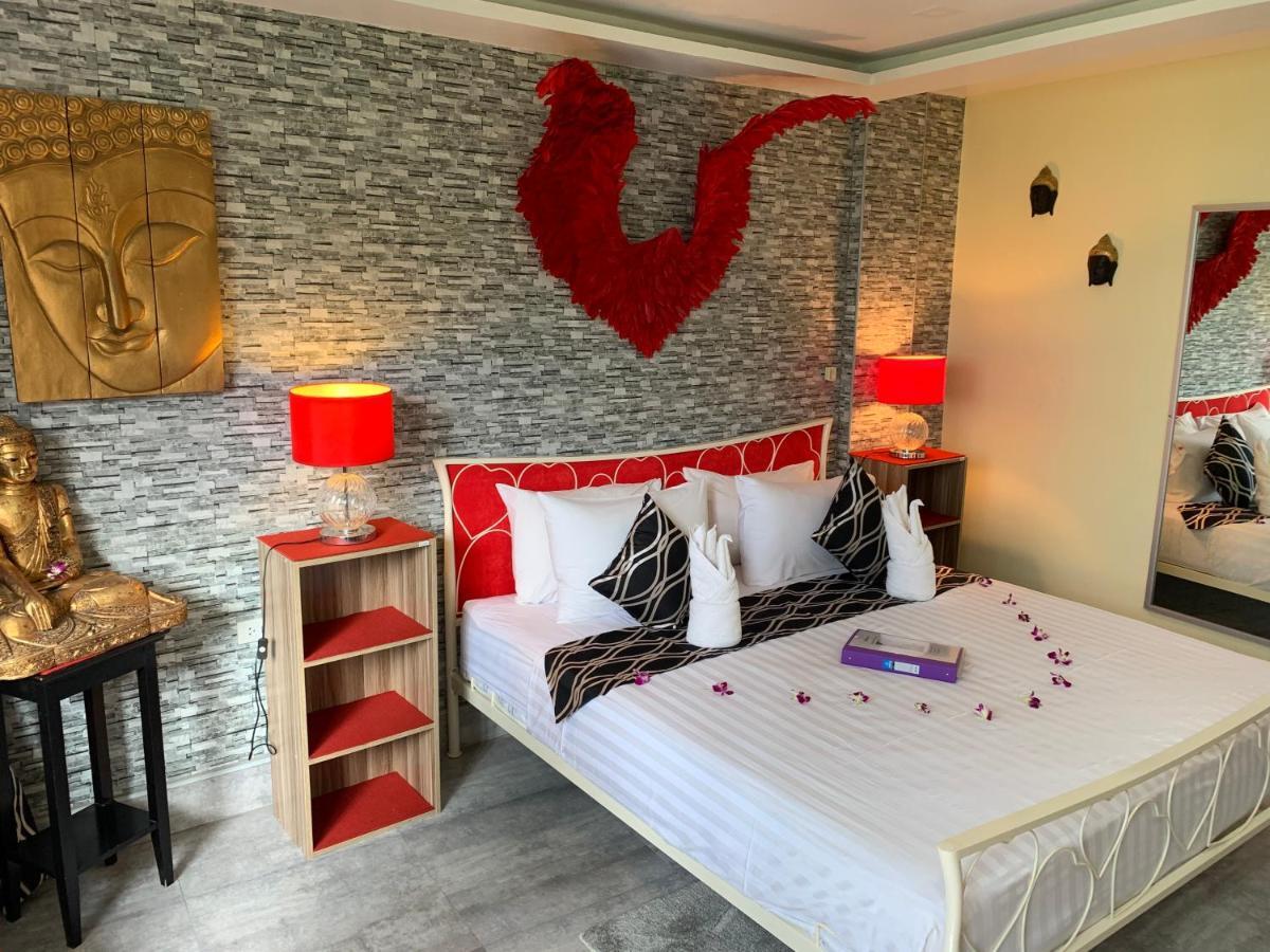 Fong Kaew And Baan Nang Fa Guest house Patong