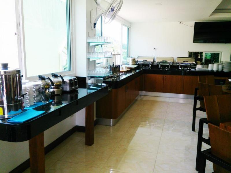 De42 Hotel 3*