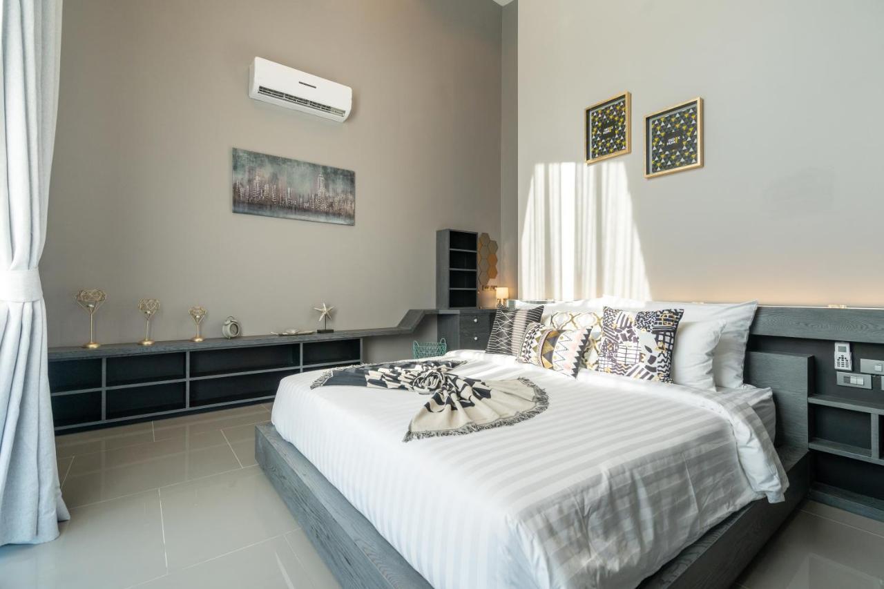 La Belle Pool Phuket - Away From Holiday home Bang Tao Beach (Phuket)