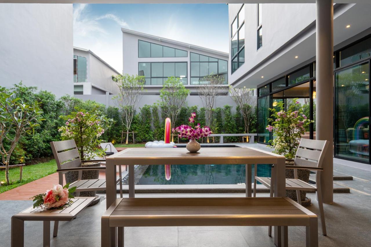 La Belle Pool Phuket - Away From Bang Tao Beach (Phuket)