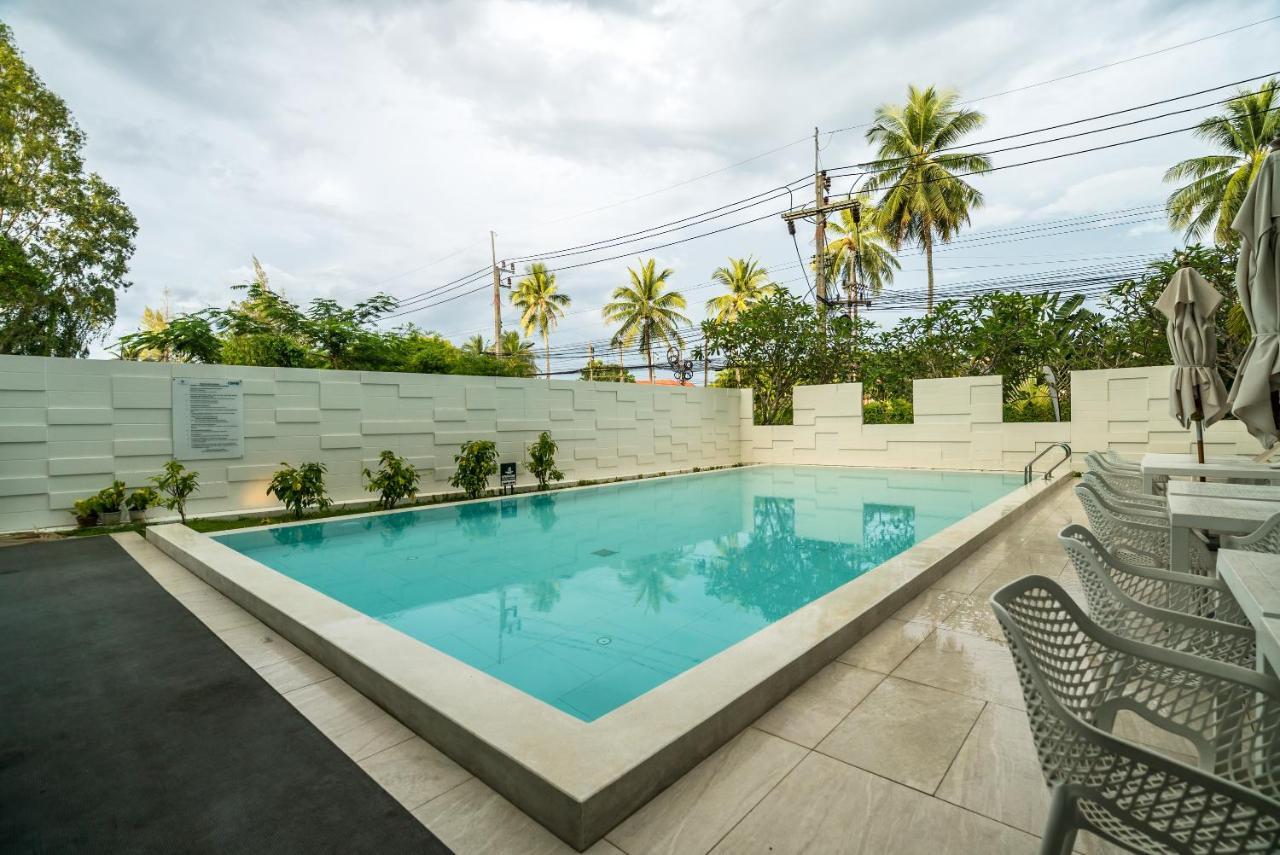 Oceanstone By Lofty *