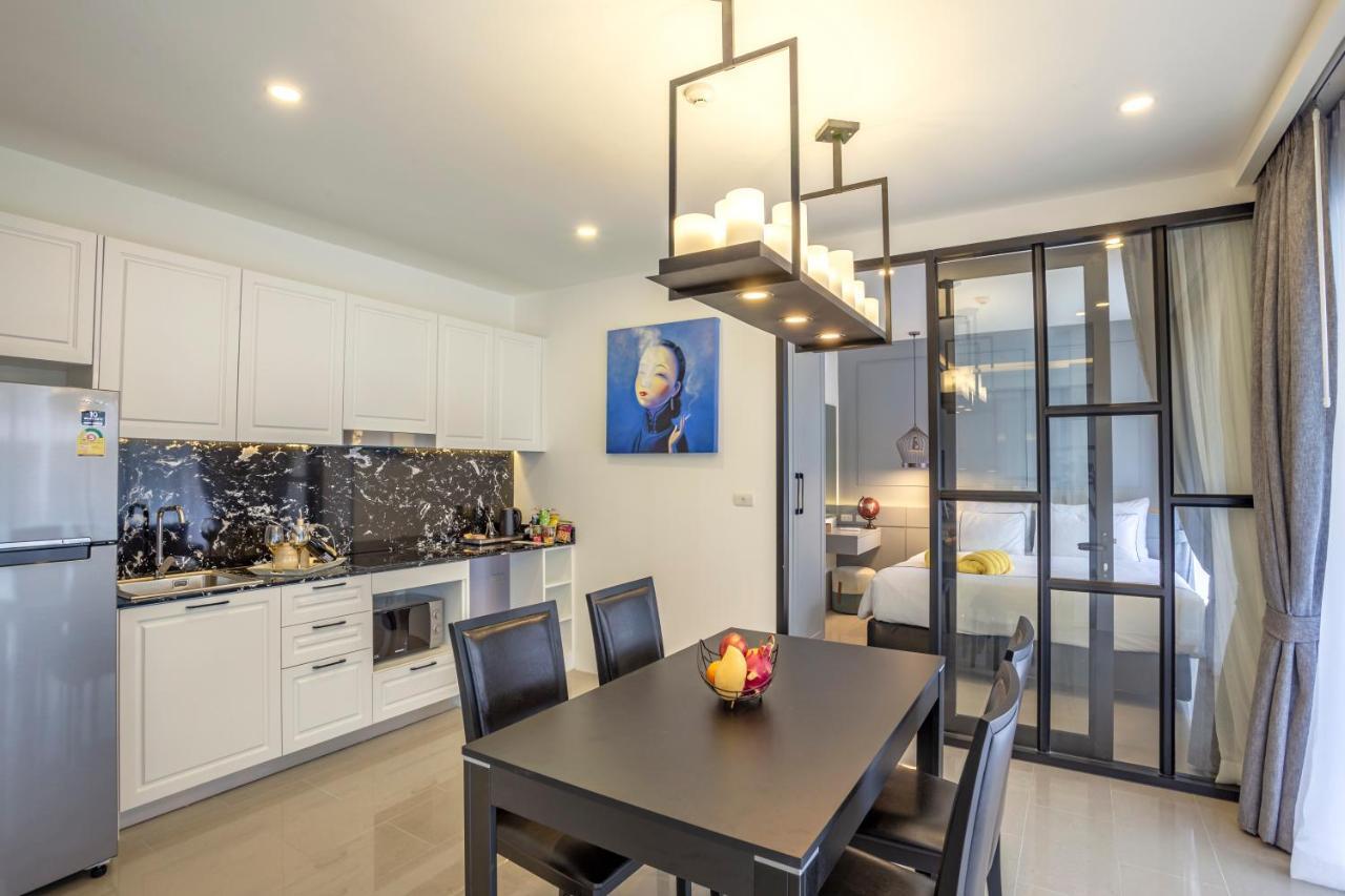 Hotel Surin Beach Residence