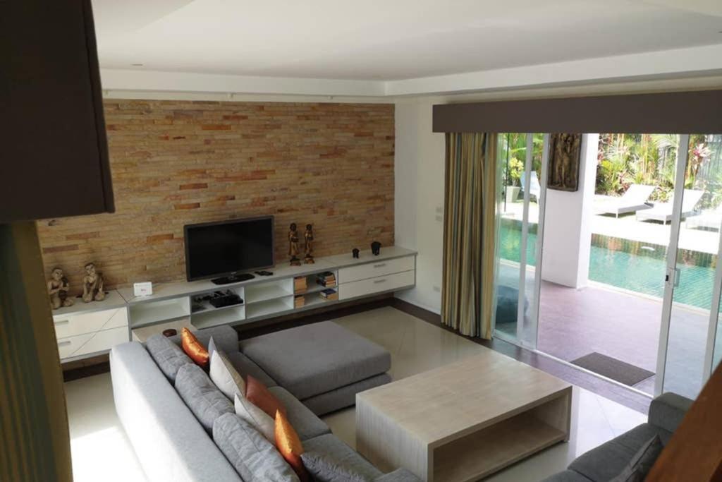 Villa 4 Bedroom Phuket *