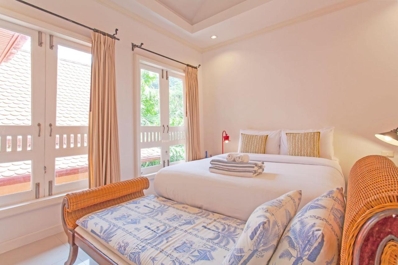 Nakathani Villas *
