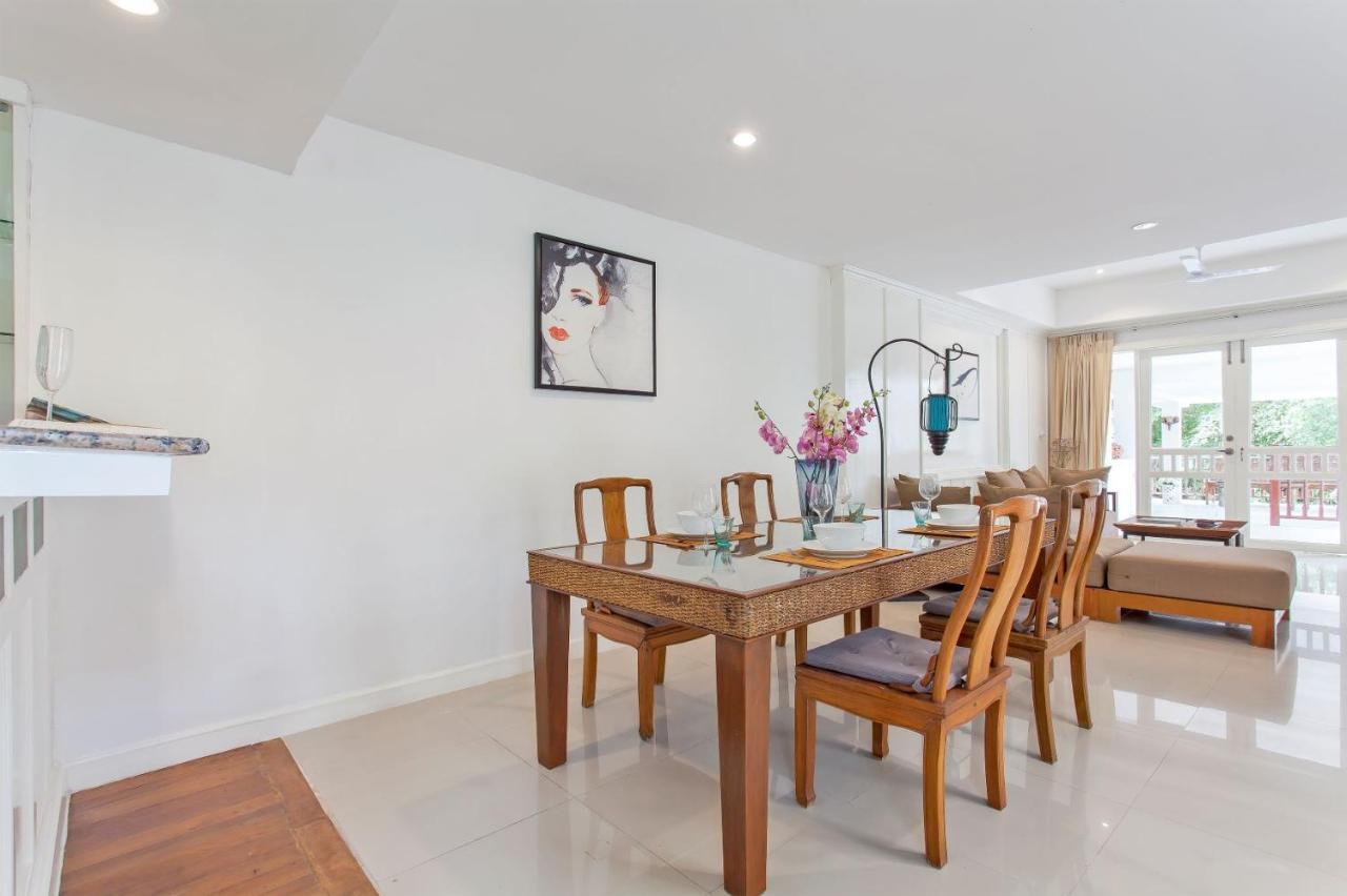 Nakathani Villas Kamala Beach