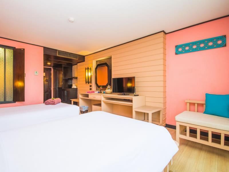 Phuket Island View - Sha Resort Karon