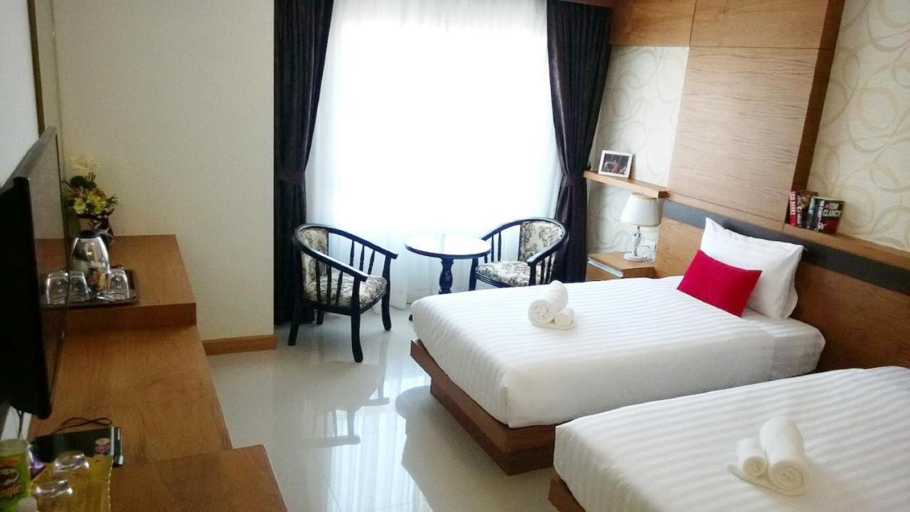Alexander Hotel