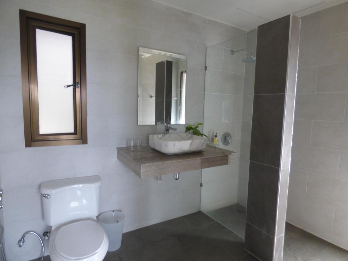 Baiyok Seaview And Edge Pool Villa