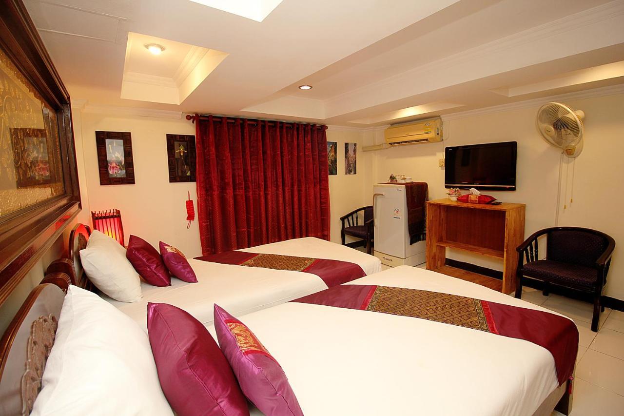 Hotel Sky Silk Decoration House Patong