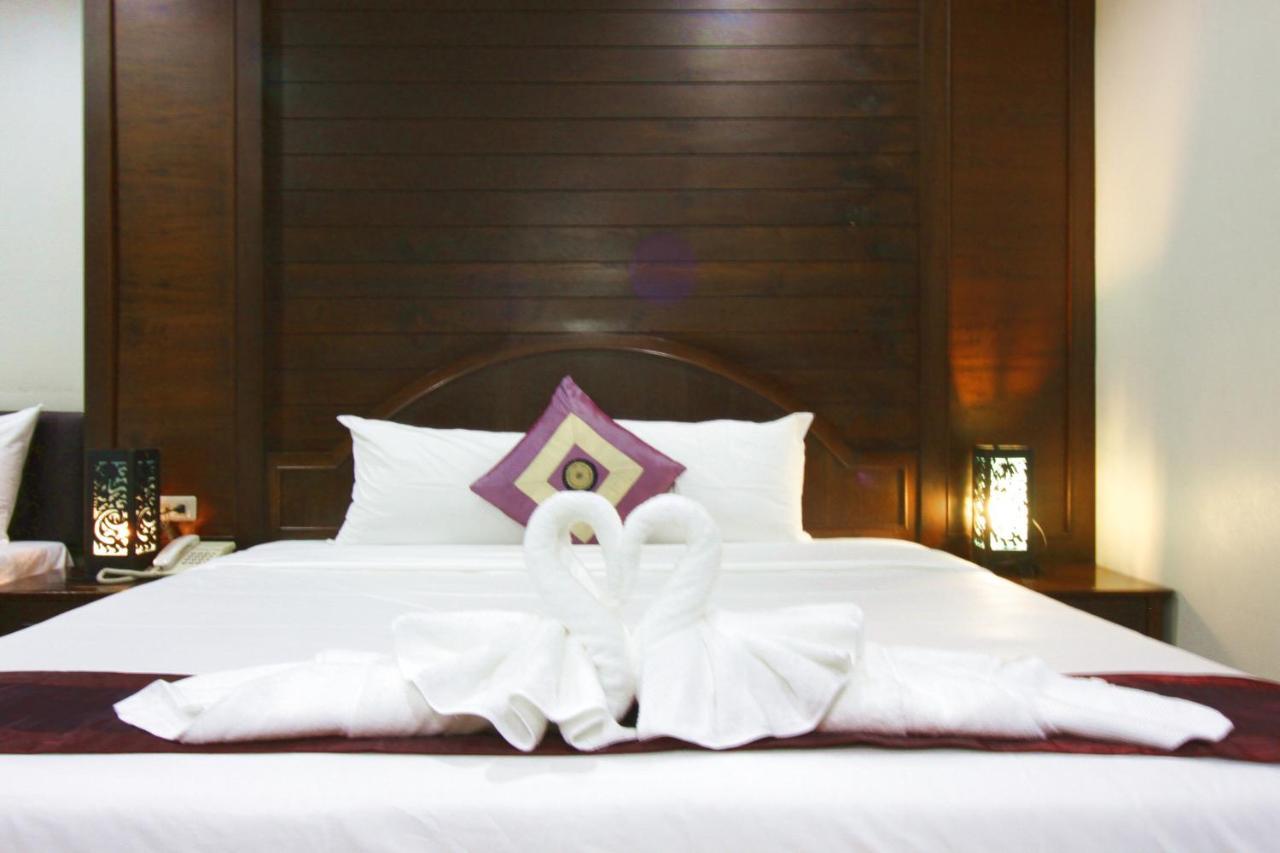 Hotel Baan Veerakit 4*