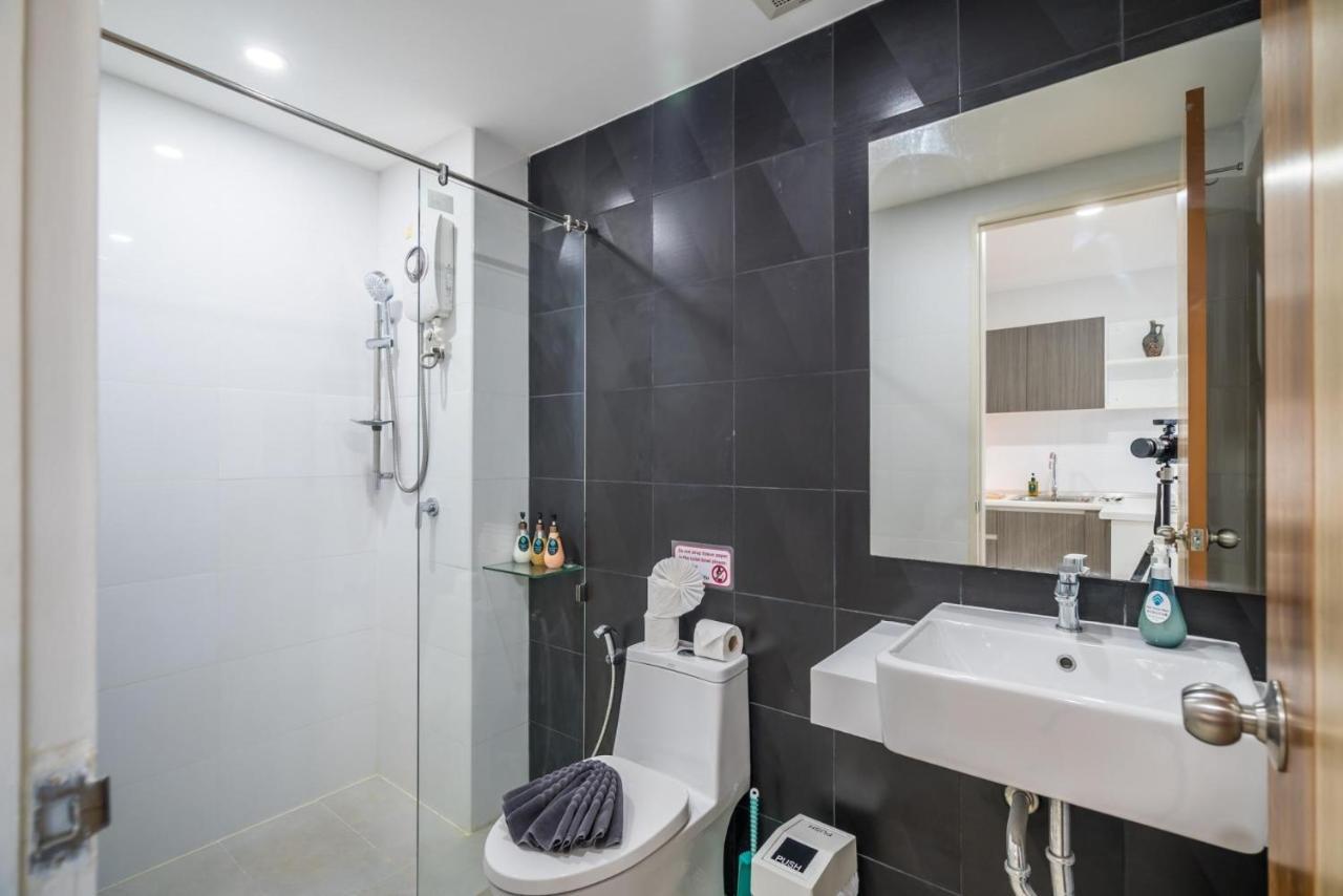 Apartment Ozone Kata -great Location, Rooftop Pool, Convenient *