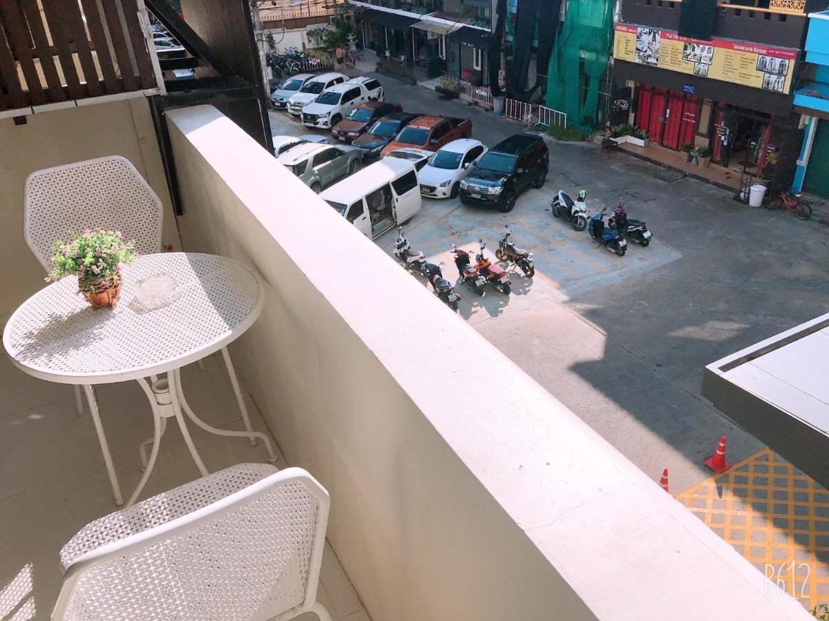 Hotel Sky Silk Decoration House Patong