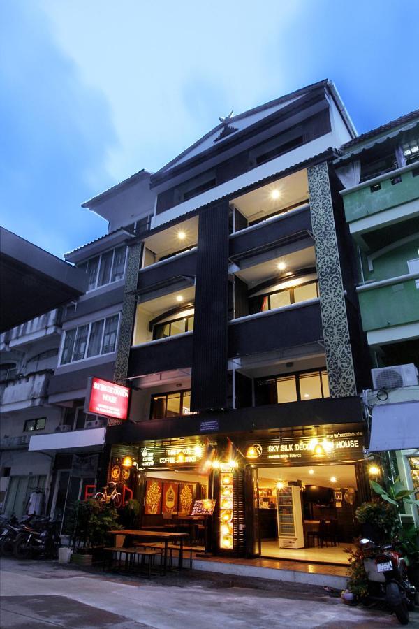 Sky Silk Decoration House 2*