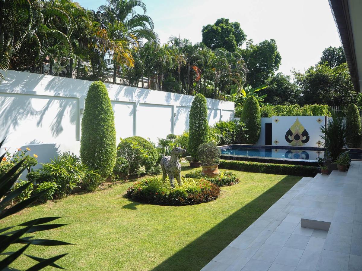 Spacious 4 Bedrooms Private Pool In Phuket Villa Rawai