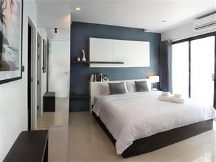 The Artist House 3*