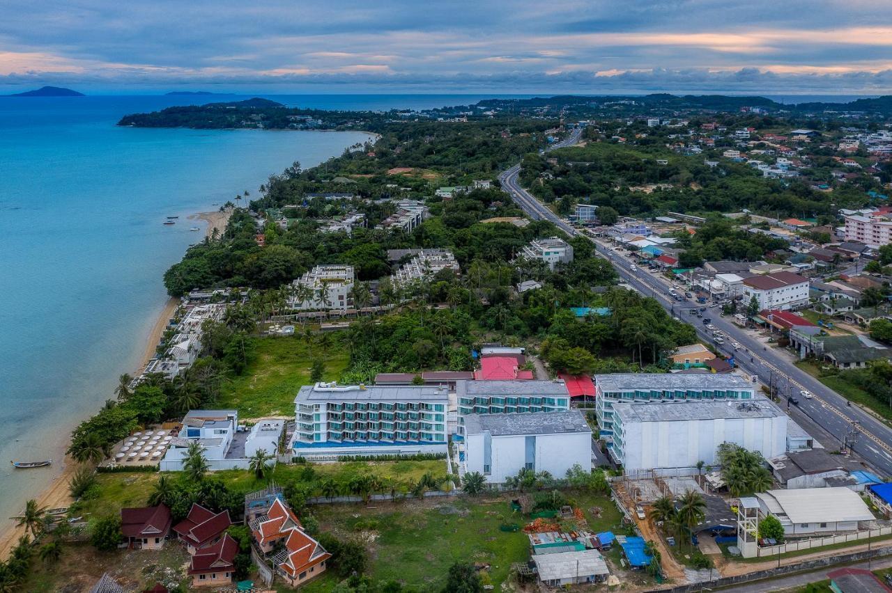 Hotel The Beachfront Phuket 5*