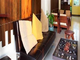 Hotel At