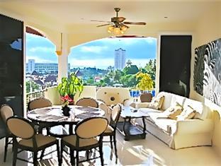 Villa Oasis & *
