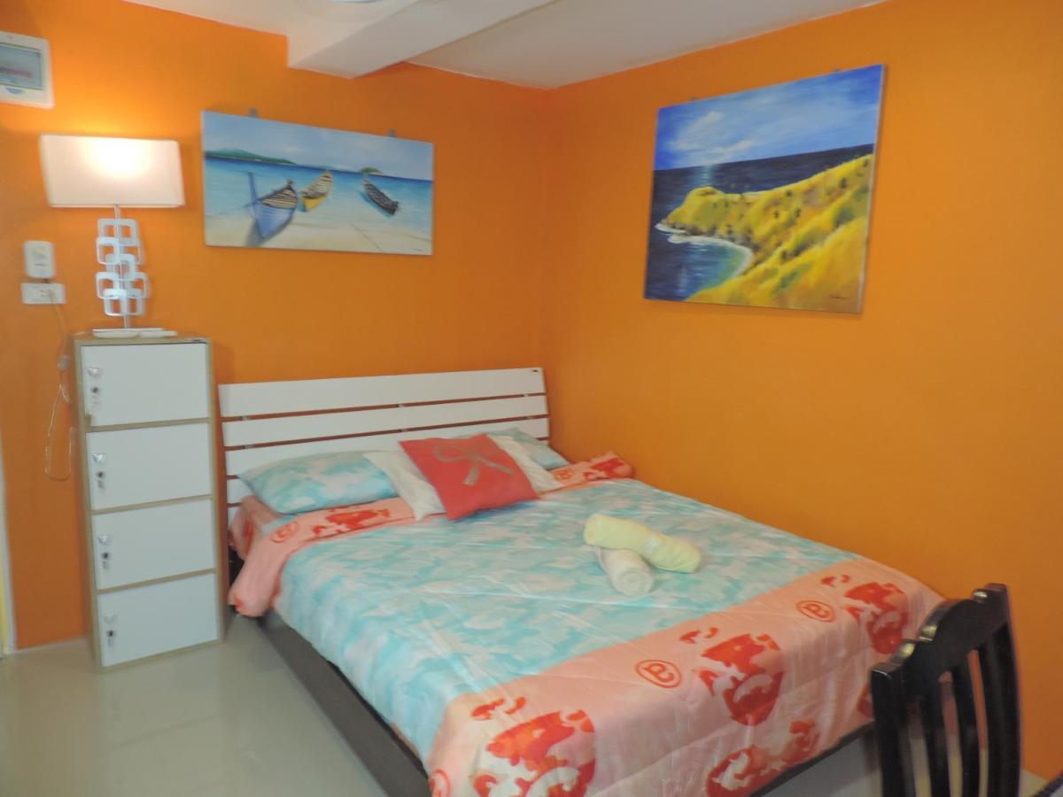 Blue Paradise Guest house *