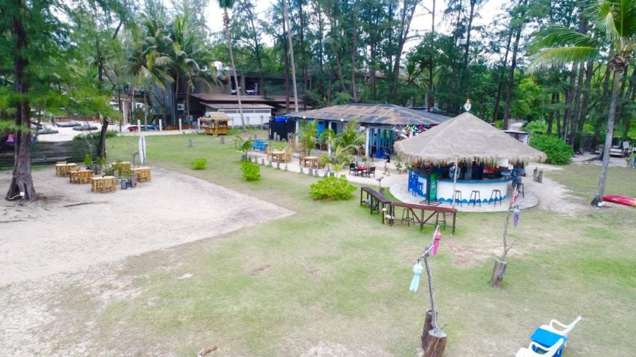 Vakantiehuis Micky Monkey Phuket Maikhao Thailand *