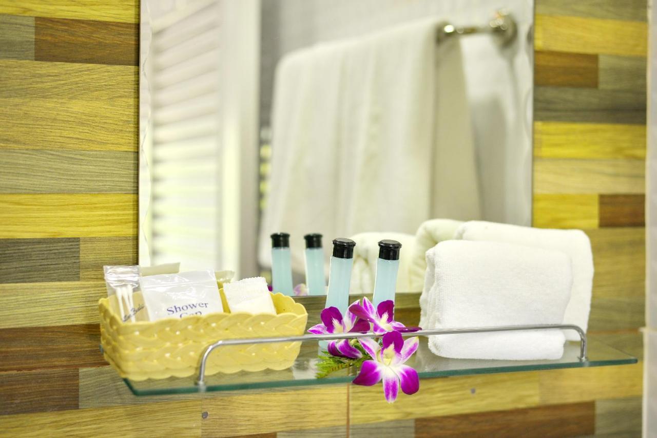 Naiyang Place - Airport 3* Phuket
