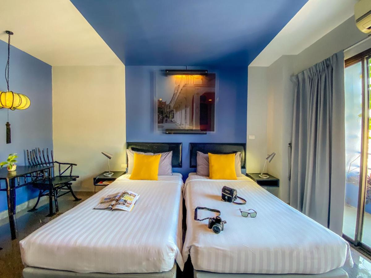 Sino - Sha Hostel Phuket
