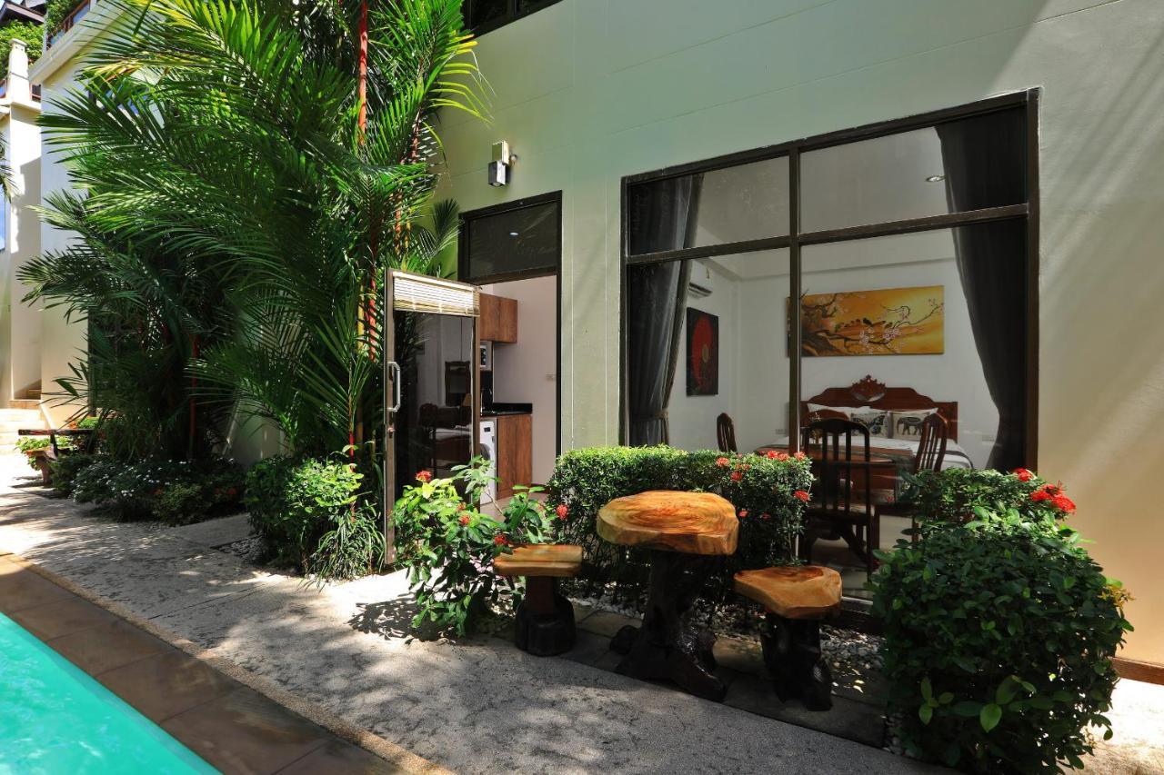 Palm Oasis Apartamento *
