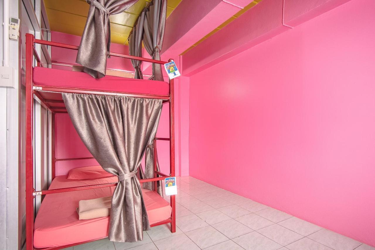 Oyo 586 I Albergue